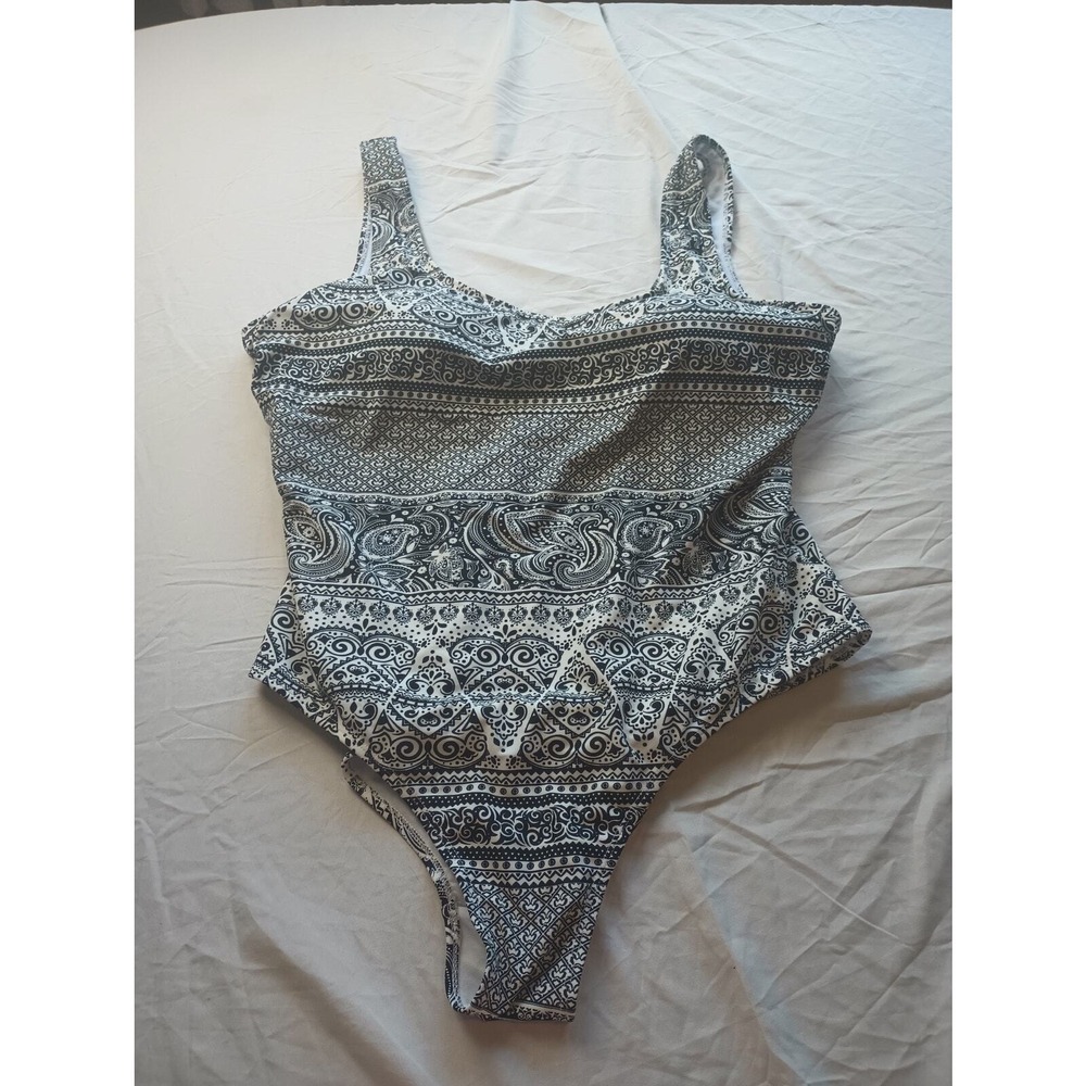 Emily B Swimsuit Women One Piece Size 24W Black/White Geometric Design
